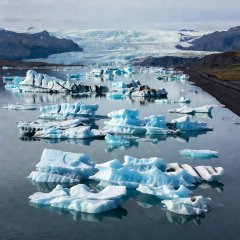 Icebergs floating in Jökulsárlón glacier lagoon beside Route 1